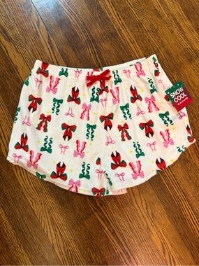 Snow Cool Christmas Velvet Plush Bow Print Pajama Shorts NWT Size M